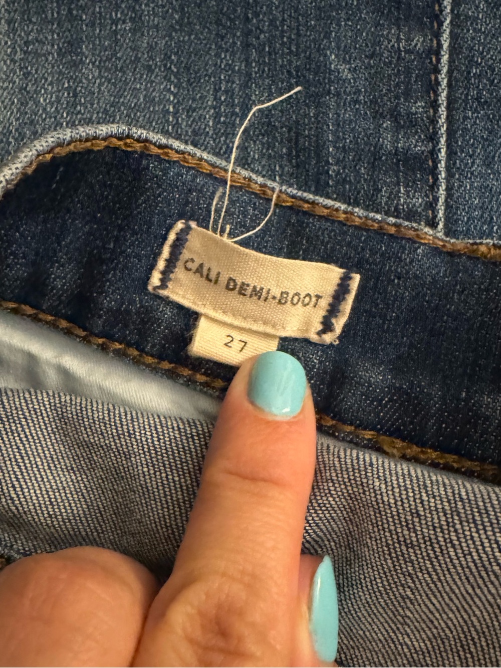 Madewell Cali Demi-Boot Jeans: Destructed-Hem Edition | size 27 | High Rise - Picture 6 of 9